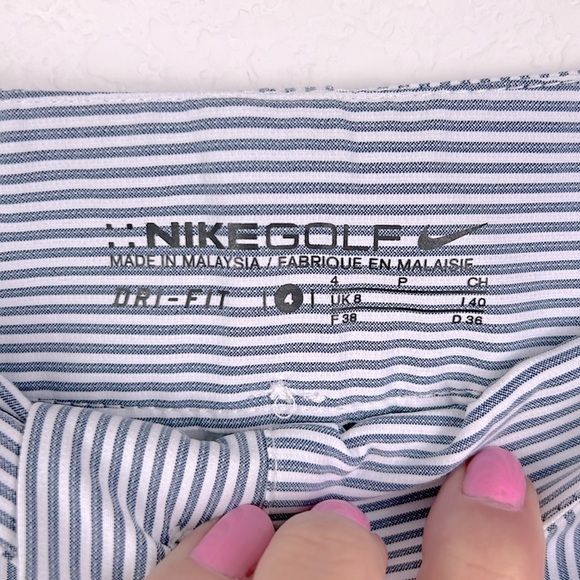 Nike Golf Womens Dri Fit Blue and White Striped Shorts Womens Size 4 - Picture 2 of 5
